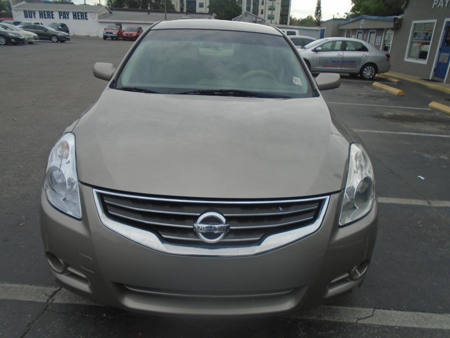 2012 Nissan Altima 2.5 S (1N4AL2AP5CN) with an 2.5L L4 DOHC 16V engine, located at 6112 N Florida Avenue, Tampa, FL, 33604, (888) 521-5131, 27.954929, -82.459534 - Photo#1